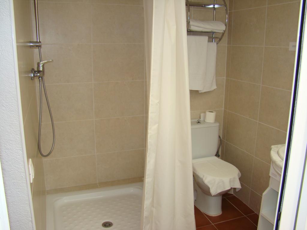 Hostal Platja Кембрилс Екстериор снимка