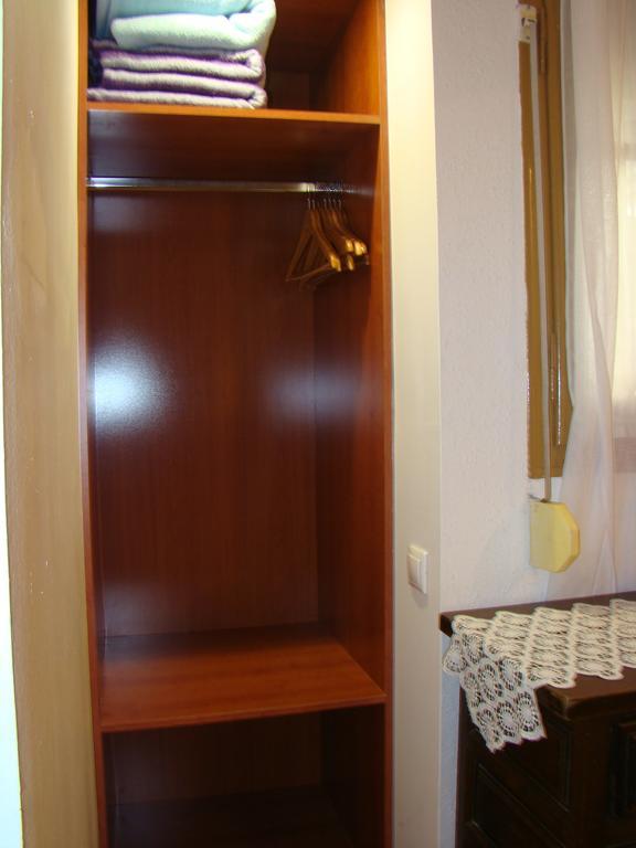 Hostal Platja Кембрилс Стая снимка