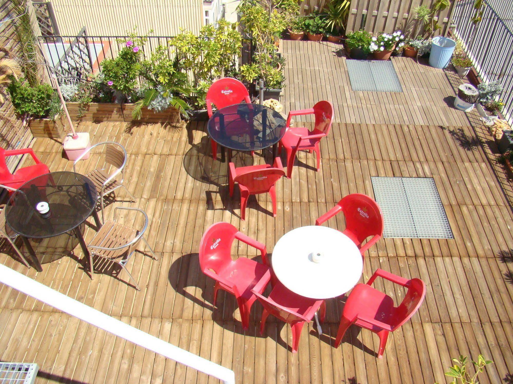 Hostal Platja Кембрилс Екстериор снимка